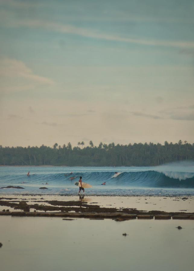 Raffiel Nias Apartment Lagudri Luaran gambar