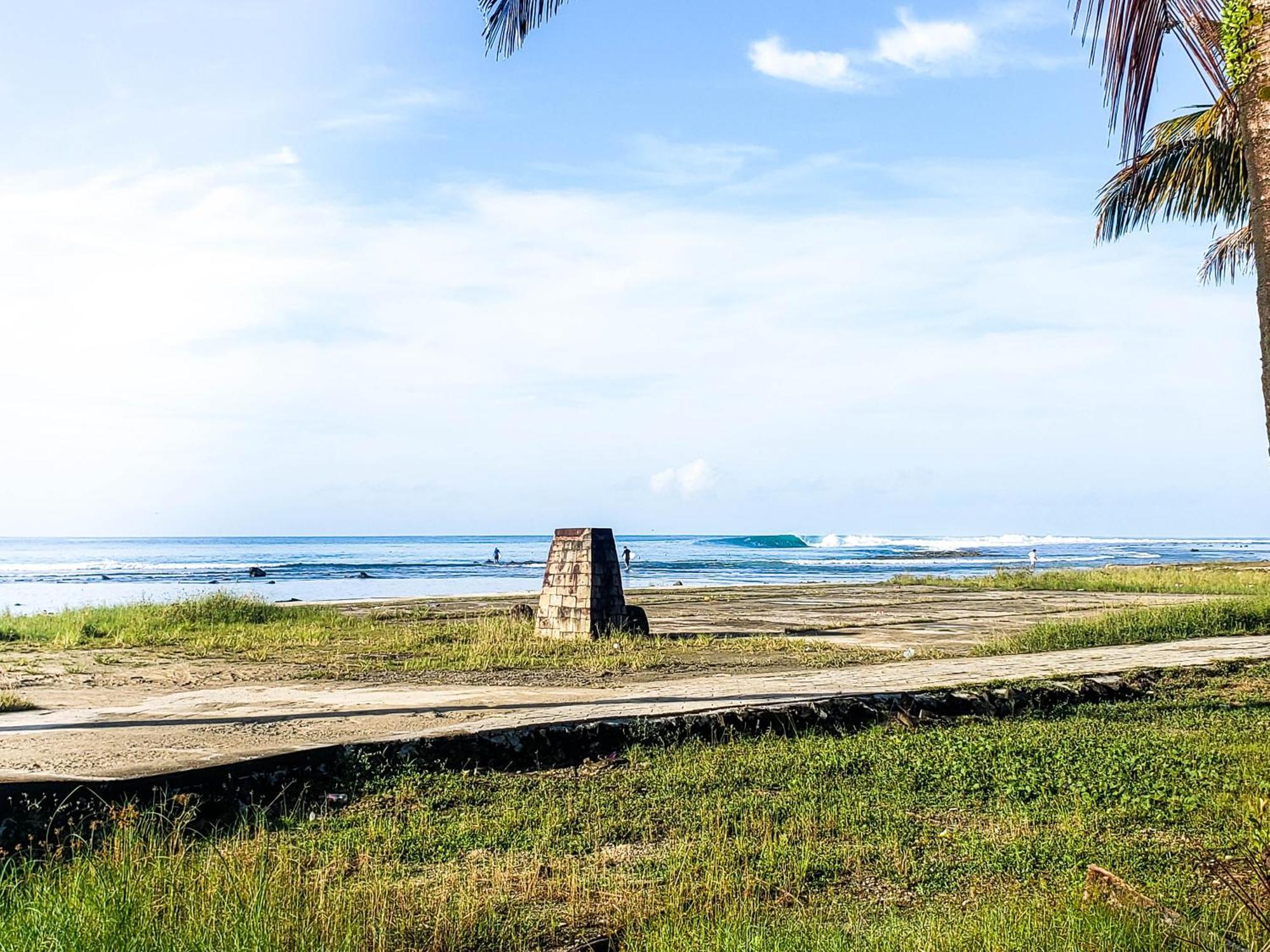 Raffiel Nias Apartment Lagudri Luaran gambar